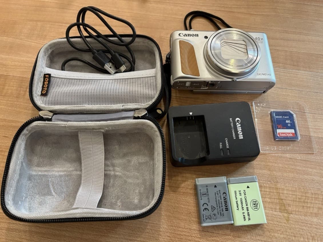 Canon PowerShot SX740 HS Digital Camera – Silver – With Accessories & Extras - Image 1