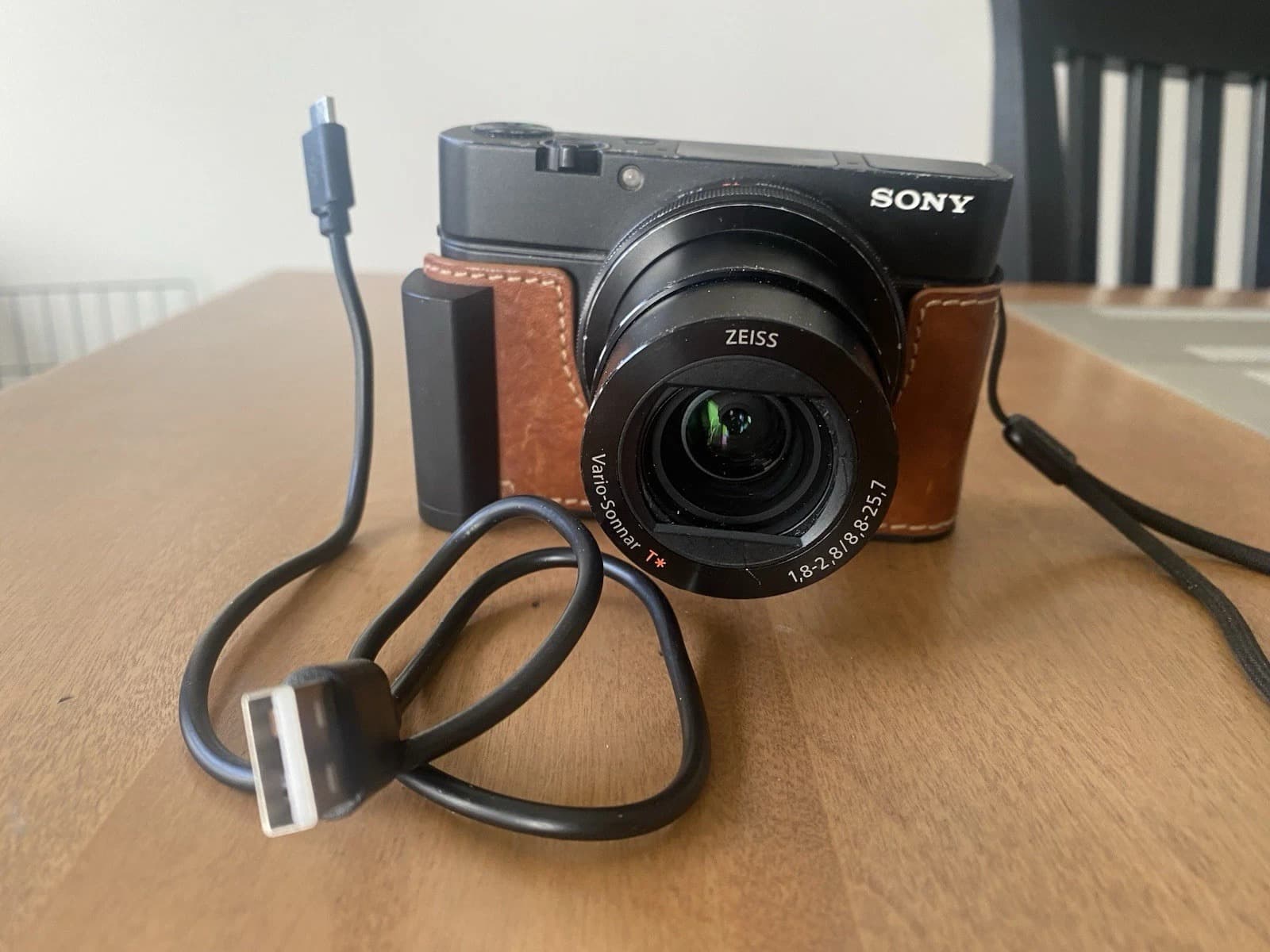 Sony RX100 III – 20.1MP Compact Digital Camera | 24–70mm F1.8–2.8 Zeiss Lens | Excellent Condition - Image 1